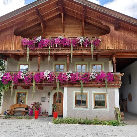 Schattseiterhof * Sexten